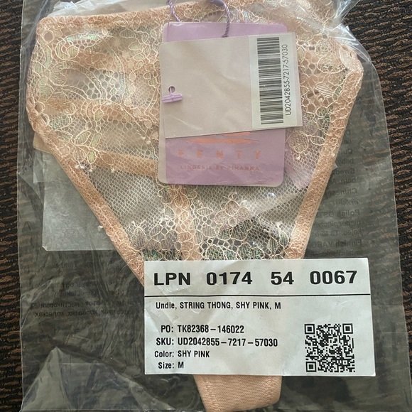 Savage X Fenty Shy Pink string thong underwear - NWT - Picture 3 of 4